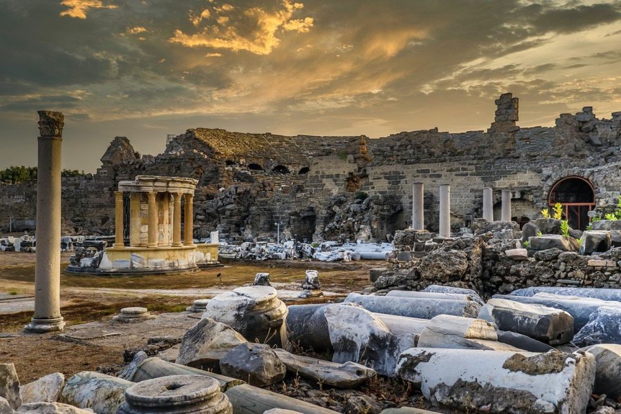 Archaeological Treasures (Ephesus – Pamukkale – Antalya) Tours in Turkey